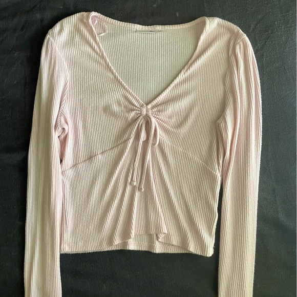 Tied top - Picture 1 of 2